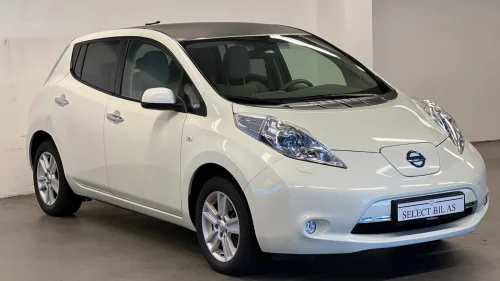 NISSAN LEAF 80KW/ NAVI/ R.KAMERA/ LAV KM/ V.SETER/ NY EU 2027