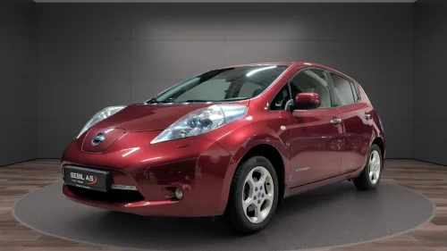 NISSAN LEAF 24kWh 109HK NAVI/CRUISE/RATTVARME/SETEVARME++