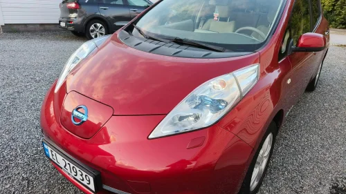 NISSAN LEAF Visia
