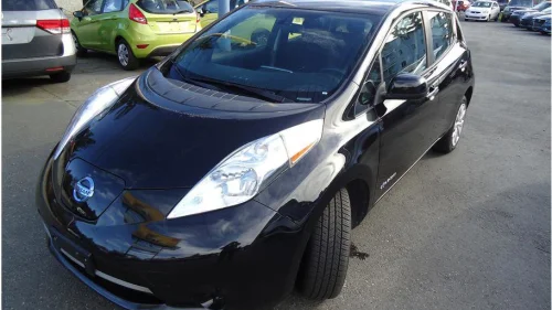 NISSAN LEAF