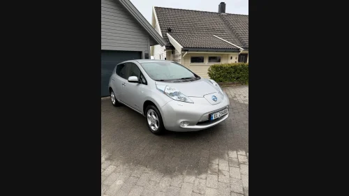 NISSAN LEAF Acenta