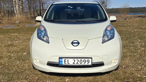 NISSAN LEAF Acenta