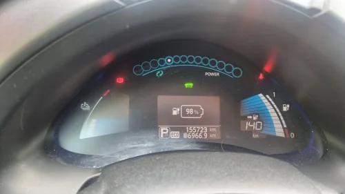 NISSAN LEAF