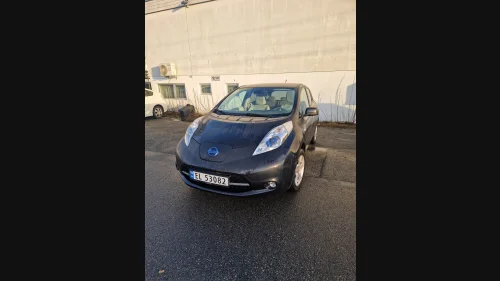NISSAN LEAF Acenta