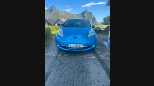 NISSAN LEAF Tekna