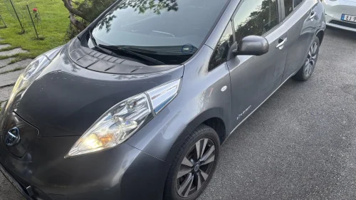 NISSAN LEAF Tekna