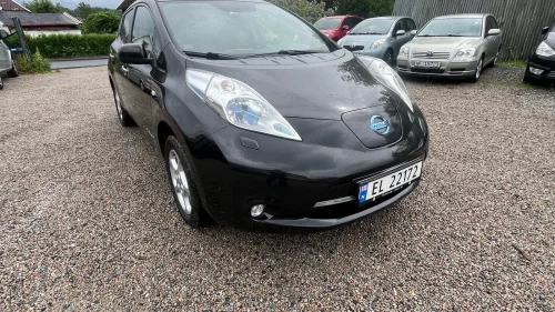 NISSAN LEAF Acenta eu kontroll ok til mars 2027