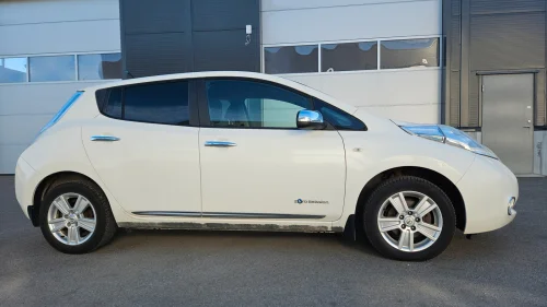 NISSAN LEAF Acenta