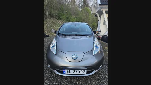 NISSAN LEAF Visia