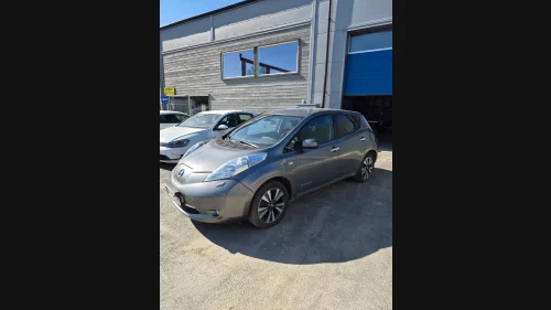 NISSAN LEAF Acenta 12/12 streker