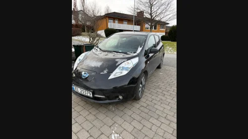 NISSAN LEAF Tekna