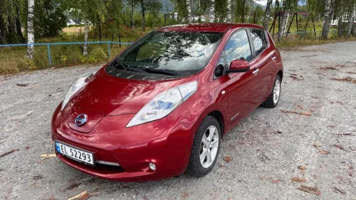 NISSAN LEAF 105 424 km, Automat, Cruisekontroll, Ryggekamera, Skinn