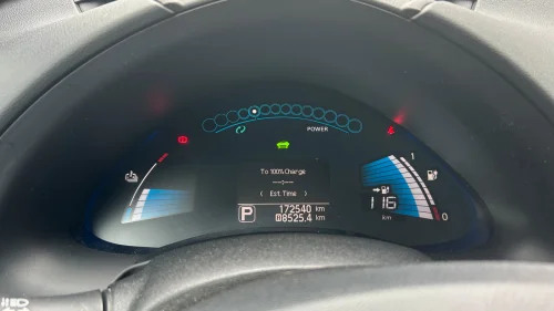 NISSAN LEAF Tekna