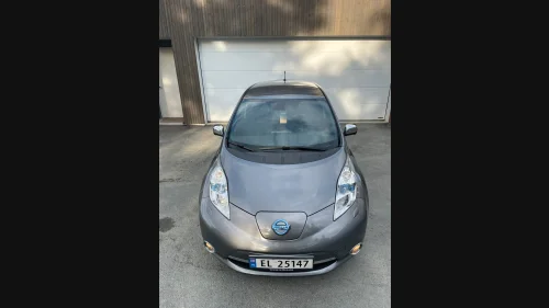 NISSAN LEAF Tekna