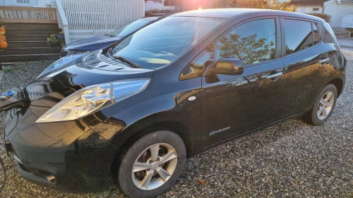 NISSAN LEAF Tekna. Eu godkjent og service tatt 16.10.25