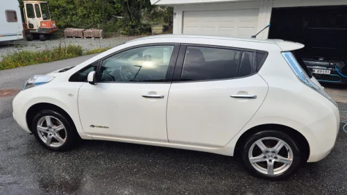 NISSAN LEAF Acenta