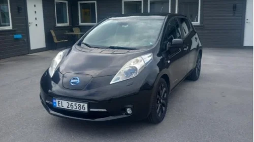 NISSAN LEAF ryggekamera s+v dekk eu ok 05.2027 155725km