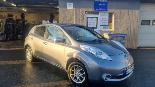 NISSAN LEAF Eu til Feb 2027-BARE 88000 km-120 km kjørelengde
