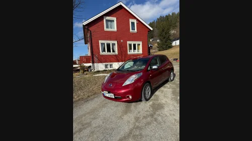 NISSAN LEAF Acenta, 11 av 12 streker på batteri, 1 eier. Topp stand