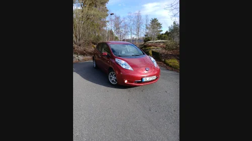 NISSAN LEAF Tekna