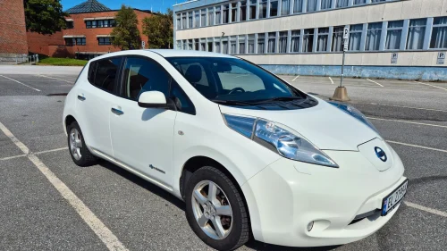 NISSAN LEAF Zeo