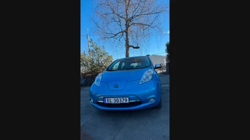 NISSAN LEAF LEAF