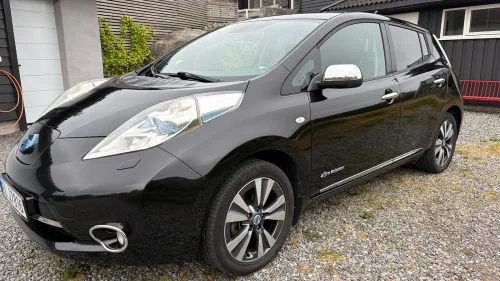 NISSAN LEAF Tekna