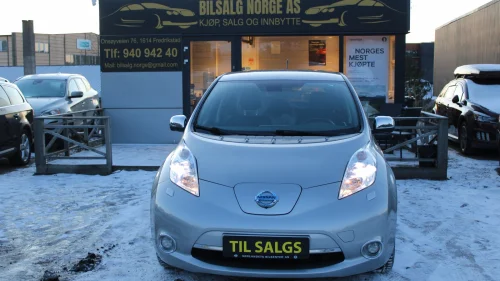 NISSAN LEAF Tekna