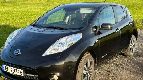 NISSAN LEAF Tekna