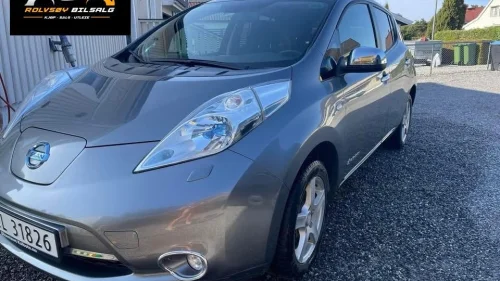 NISSAN LEAF 11 AV 12 STREKER // LAV KM // NY EU GODKJENT SE PRIS