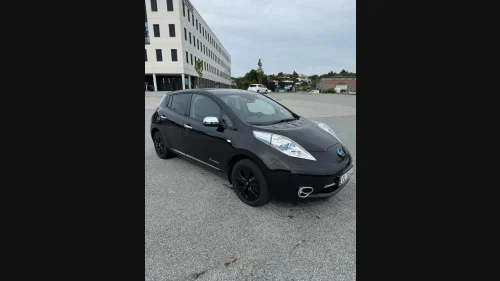 NISSAN LEAF Tekna