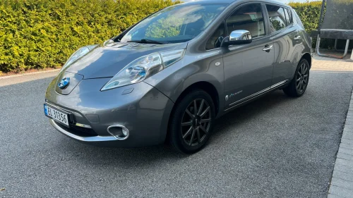 NISSAN LEAF Acenta