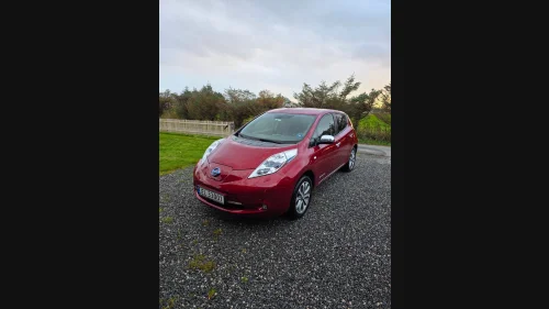 NISSAN LEAF Tekna (K)