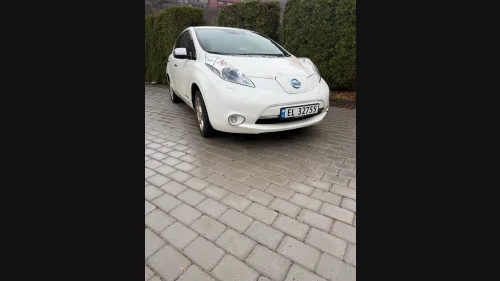 NISSAN LEAF Acenta