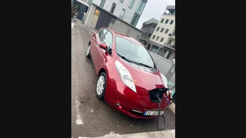 NISSAN LEAF Tekna