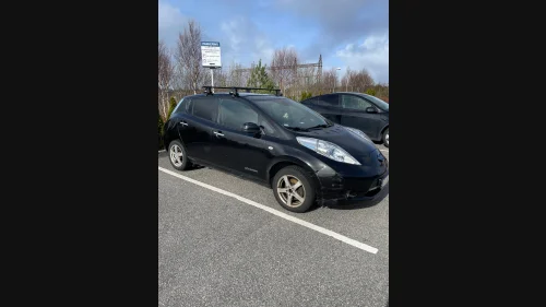 NISSAN LEAF Tekna
