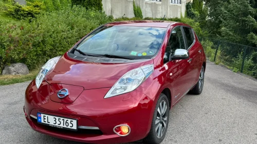 NISSAN LEAF Tekna