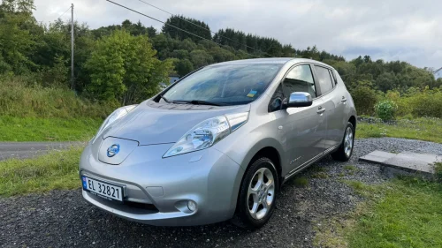 NISSAN LEAF Acenta