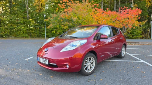 NISSAN LEAF Tekna (K)