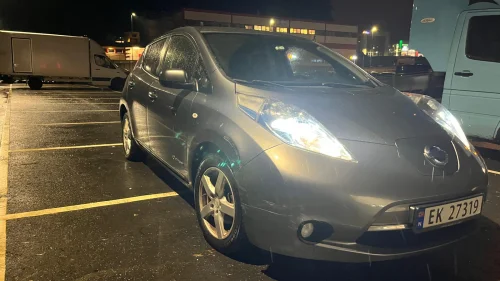 NISSAN LEAF Tekna (K)