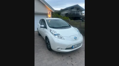 NISSAN LEAF Tekna