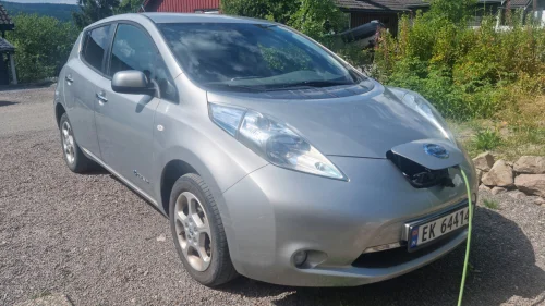 NISSAN LEAF Acenta