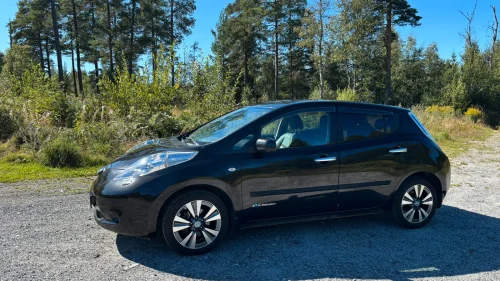 NISSAN LEAF Tekna