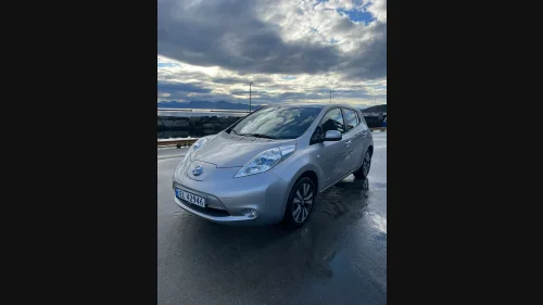 NISSAN LEAF Tekna