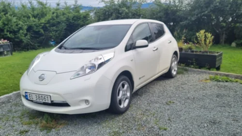 NISSAN LEAF Acenta