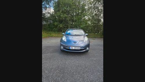 NISSAN LEAF Tekna