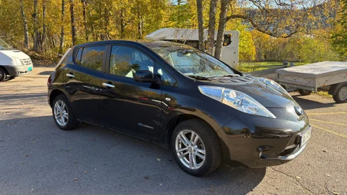 NISSAN LEAF Tekna