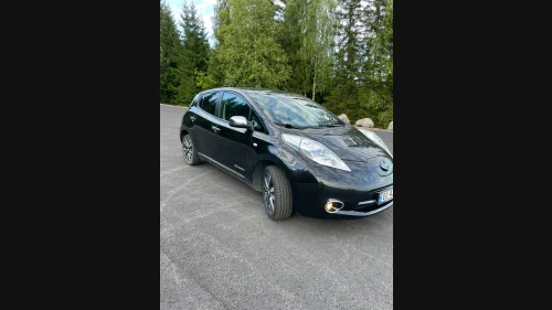 NISSAN LEAF Tekna