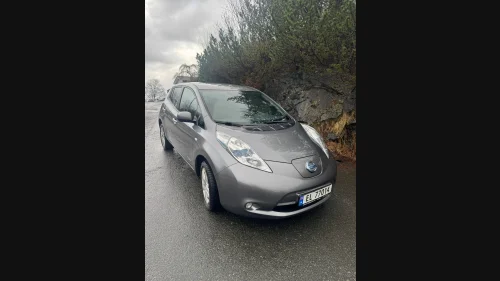 NISSAN LEAF Tekna