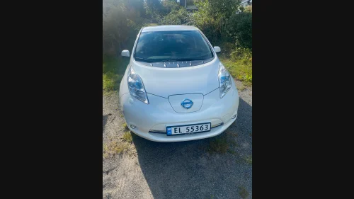 NISSAN LEAF Tekna